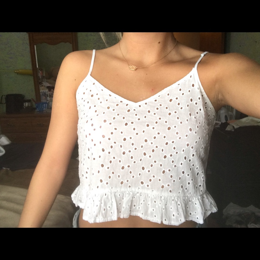 Forever 21 white crop top tank